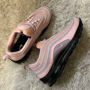 Women’s size 10 Nike Air Max 97